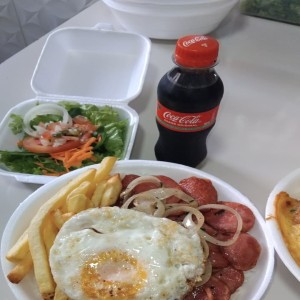 Calabresa acebolada com ovo (750g)